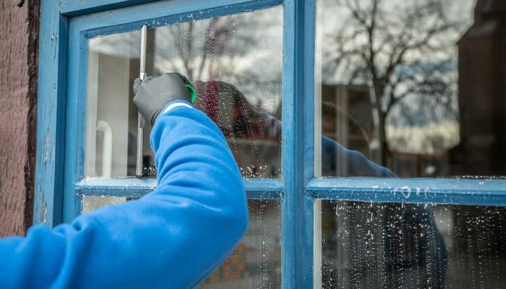 Fensterreinigung an Sprossenfenster - My Fensterputzer